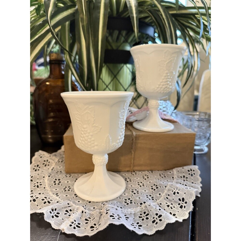 Vintage Indiana Milk Glass Goblets Harvest Grape Set Of 2